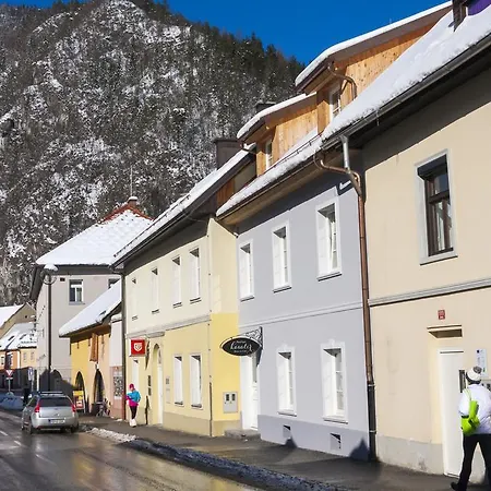 Kavalir Crna na Koroskem