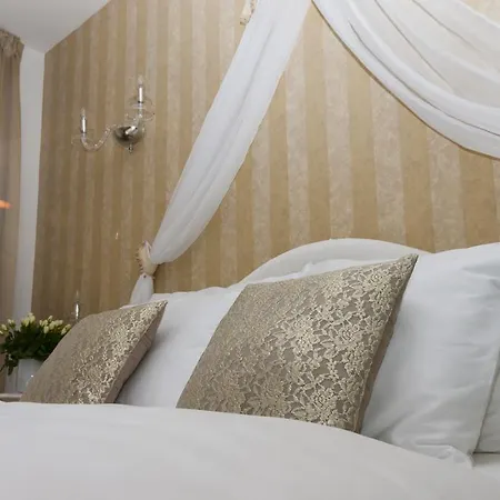 Kavalir Villa Crna na Koroskem